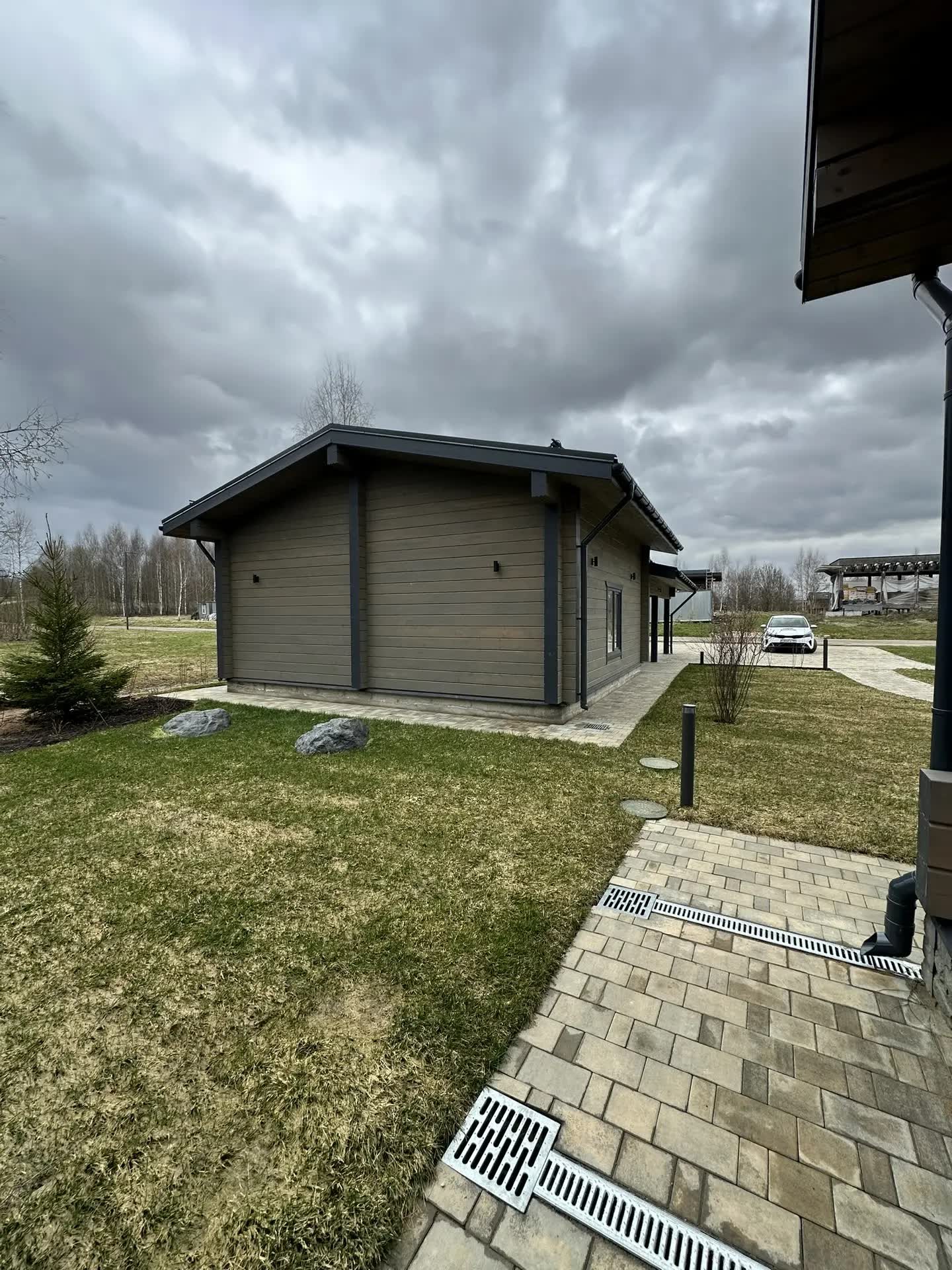 Гараж из клееного бруса по индивидуальному проекту в КП Bayside Residence